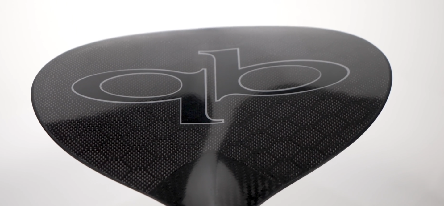 STINGRAY OUTRIGGER DOUBLE BEND (CARBON SHAFT)